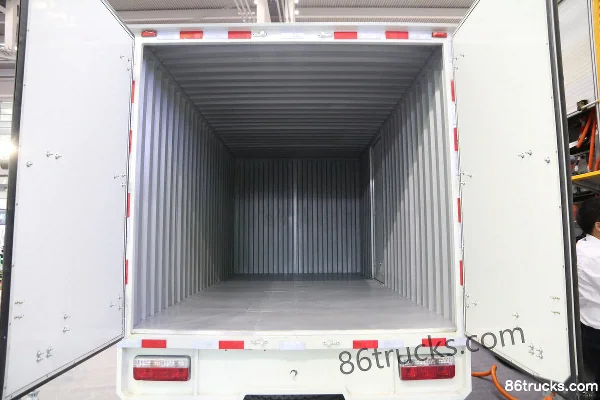 Dongfeng Teshang 7.1T 4,2 m cabine simple fourgon électrique pur (EQ5070XXYTBEV3) 4X2(6 roues) Carrosserie (3) | 86Trucks
