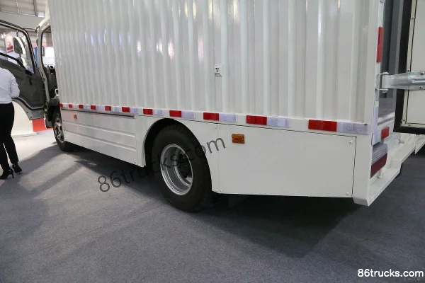 Dongfeng Teshang 7.1T 4,2 m cabine simple fourgon électrique pur (EQ5070XXYTBEV3) 4X2(6 roues) Carrosserie (2) | 86Trucks