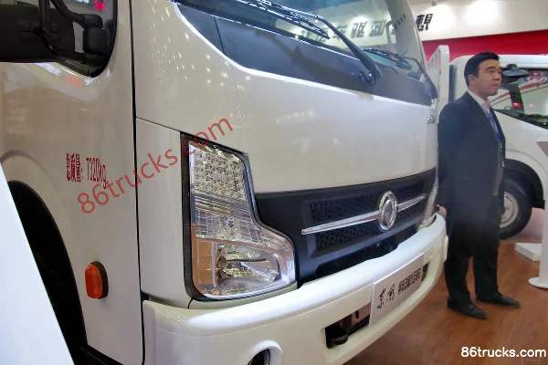 Dongfeng Electric Kaipute 7.32T 3.35m Single Row Pure Electric Van Light Truck 4X2(6 wheels) Exterior (2) | 86Trucks