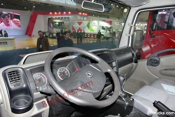 Dongfeng Electric Kaipute 7.32T 3.35m Single Row Pure Electric Van Light Truck 4X2(6 wheels) Cab (2) | 86Trucks