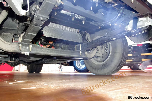 Dongfeng Electric Kaipute 7.32T 3.35m Single Row Pure Electric Van Light Truck 4X2(6 wheels) Chassis (2) | 86Trucks