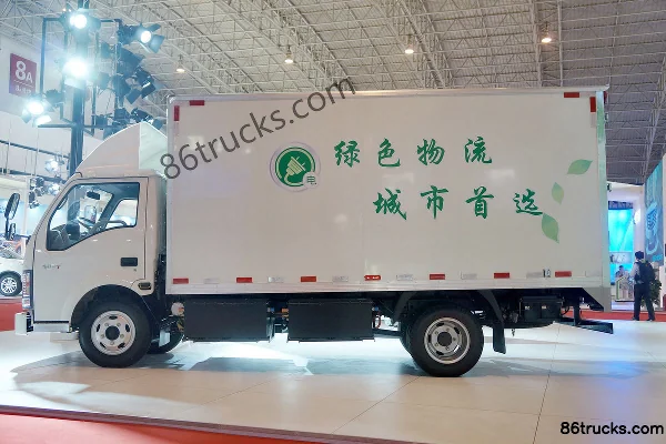 Jinbei Qiyun 75 hp 4X2(6 wheels) 4.33T 4.28m single row pure electric van light truck Exterior (3) | 86Trucks
