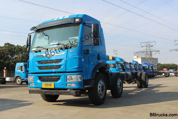 FAW Jiefang Qingdao Long V camion porteur 220 ch 6X2(8 roues) 7,7 m camion plateau à ridelles Extérieur (3) | 86Trucks