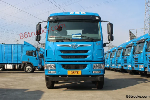 FAW Jiefang Qingdao Long V camion porteur 220 ch 6X2(8 roues) 7,7 m camion plateau à ridelles Extérieur (2) | 86Trucks