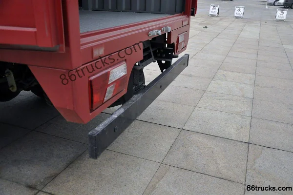 JMC Kairui 800H version de base 152 ch 4X2(6 roues) 5.1 m cabine simple, fourgon léger (large) Carrosserie (1) | 86Trucks