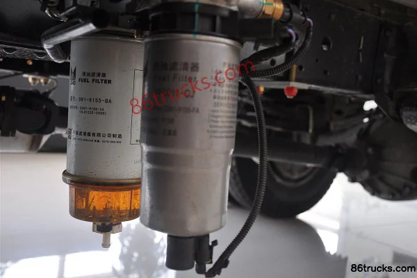 JMC Shunda version standard 109 ch 4X2(6 roues) 4,21 m fourgon léger cabine simple (3) | 86Trucks