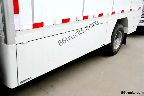 Sinotruk Wangpai 7 Series 6.63T 4.15m single-row pure electric box light truck 4X2(6 wheels) Chassis (3) | 86Trucks