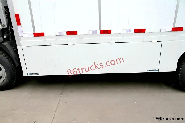 Sinotruk Wangpai 7 Series 6.63T 4.15m single-row pure electric box light truck 4X2(6 wheels) Chassis (2) | 86Trucks