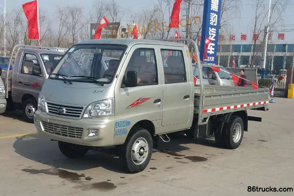 Beiqi Heibao H3 1.8L 68hp 4X2(6 wheels) Diesel 3m Double Row Flatbed Mini Truck Exterior (3) | 86Trucks