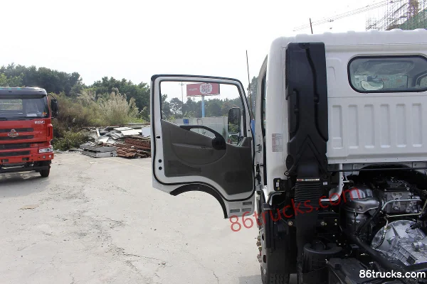 Dongfeng Kaipute K6-N Zhiyue Edition 163 hp 4X2(6 wheels) 4.17 m single-row box light truck (Beijing VI) Cab (1) | 86Trucks