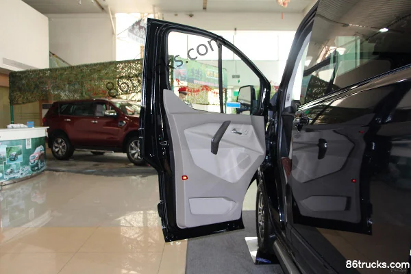 Ford Tourneo Titanium Premium Auto 203hp 2.0T panel van Cab (1) | 86Trucks