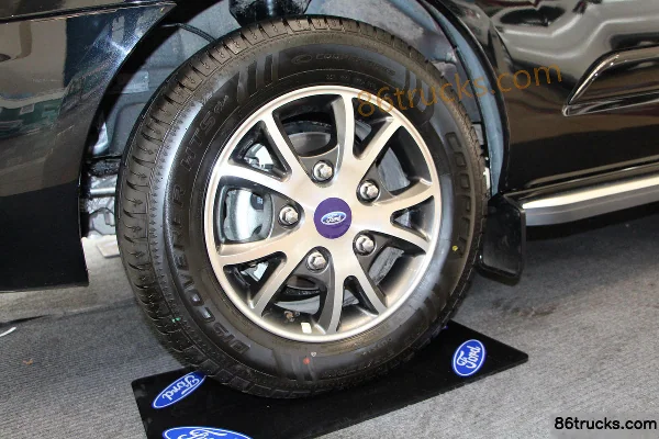 Ford Tourneo Titanium Premium Auto 203hp 2.0T panel van Chassis (2) | 86Trucks