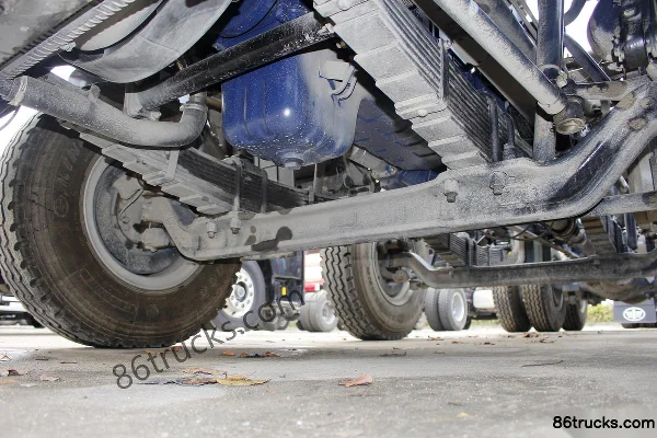 FAW Jiefang Qingdao Han V Heavy Truck 310 hp 8X4(12 wheels) 6.8m Dump Truck Chassis (3) | 86Trucks