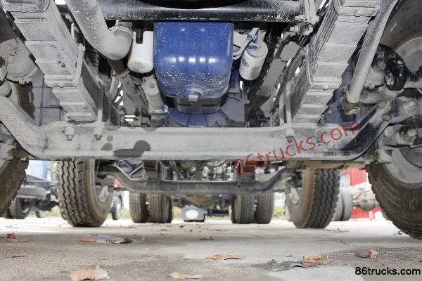 FAW Jiefang Qingdao Han V Heavy Truck 310 hp 8X4(12 wheels) 6.8m Dump Truck Chassis (2) | 86Trucks