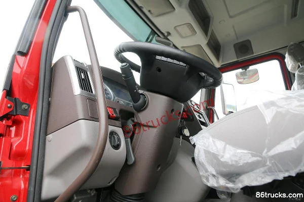 Dongfeng Liuqi nouveau Chenglong M3 camion moyen 210 ch 4X2(6 roues) camion porteur à benne fermée 7,65 m Cabine (3) | 86Trucks
