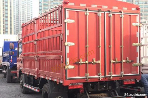 Shifeng Fengchi 120hp 4X2(6 wheels) 4.15m Single-row Grating Light Truck Exterior (3) | 86Trucks