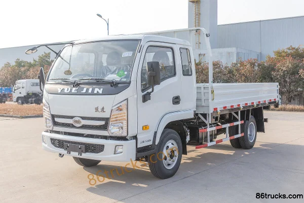 Yuejin Shangjun X300-33 125hp 4X2(6 wheels) 3.8m Extended Cab Flatbed Light Truck (Air Brake) Exterior (2) | 86Trucks