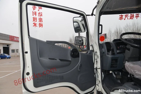 Shifeng Fengchi 120 hp 4X2(6 wheels) 4.19 m single-row flatbed truck Cab (1) | 86Trucks