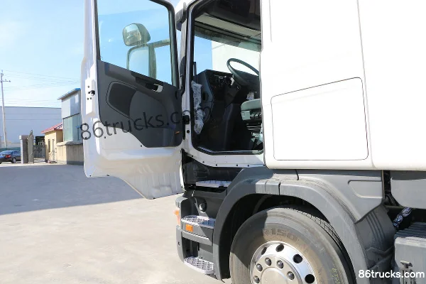 Scania G-Series heavy truck 410 hp 4X2(6 wheels) tractor truck (model G410) Cab (1) | 86Trucks