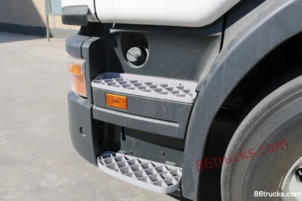 Scania G-Series heavy truck 410 hp 4X2(6 wheels) tractor truck (model G410) Chassis (2) | 86Trucks
