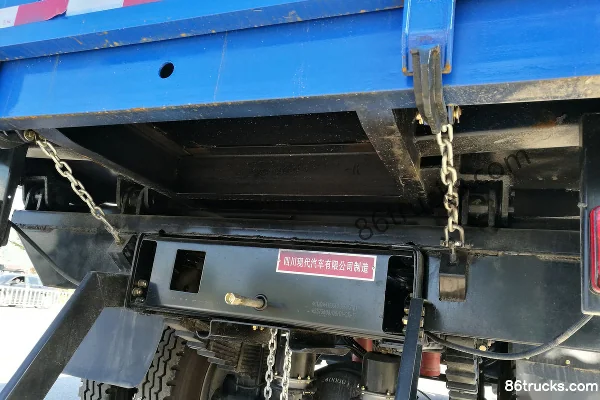 Sichuan Hyundai Ruikang 140 hp 4X2(6 wheels) 4.1m Dump Truck Cab (2) | 86Trucks