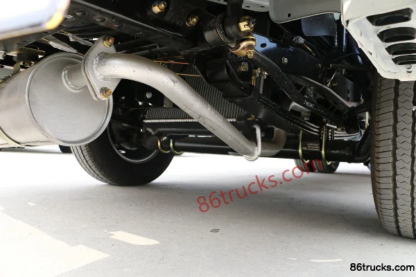 Yuejin Xiaofuxing S50Q 1.2L 87 ch 4X2(6 roues) camion de transport de bouteilles de gaz (marque Zhongyan) Châssis (3) | 86Trucks