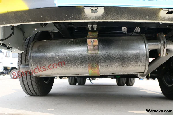 Yuejin Xiaofuxing S50Q 1.2L 87 ch 4X2(6 roues) camion de transport de bouteilles de gaz (marque Zhongyan) Châssis (2) | 86Trucks