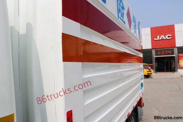 Yuejin Xiaofuxing S50Q 1.2L 87 ch 4X2(6 roues) camion de transport de bouteilles de gaz (marque Zhongyan) Carrosserie (2) | 86Trucks
