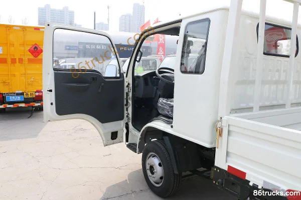 Yuejin Xiaofuxing S50Q 1.3L 87hp 4X2(6 wheels) Gasoline 2.9m Sleeper Cab Mini Truck (1) | 86Trucks