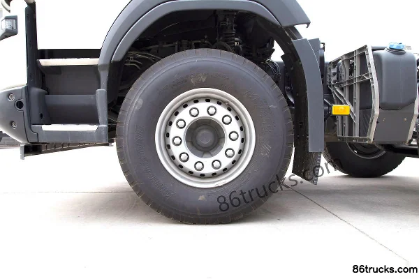 Volvo FMX Heavy Truck 420 hp 8X4(12 wheels) Special Vehicle (Chassis) (2) | 86Trucks