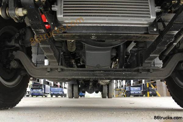 FAW Jiefang Qingdao Long V 160hp 4X2(6 wheels) 6.75m van truck Chassis (2) | 86Trucks