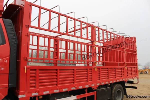 FAW Jiefang J6L camion porteur 180 ch 4X2(6 roues) 6,8 m camion à grille Carrosserie (1) | 86Trucks