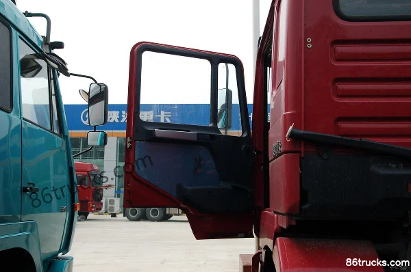 SHACMAN Delong F2000 Heavy Truck 385hp 6X4(10 wheels) 5.8m Dump Truck Cab (1) | 86Trucks