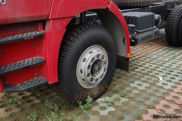 SHACMAN Delong F2000 Heavy Truck 385hp 6X4(10 wheels) 5.8m Dump Truck Chassis (1) | 86Trucks