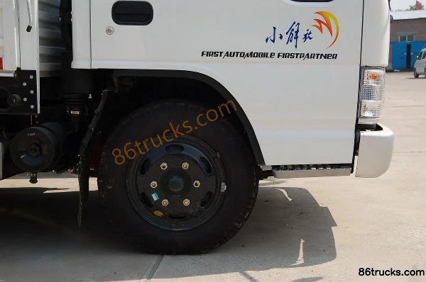 FAW-GM Small FAW Jiefang 103 hp 4X2(6 wheels) 3.6m Single-row Flatbed Light Truck (2013 New Model) Chassis (1) | 86Trucks