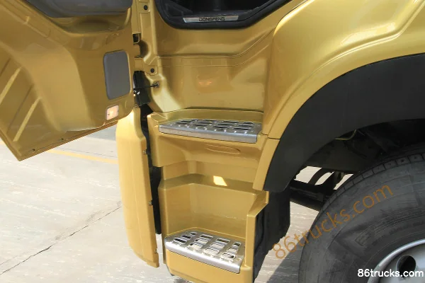 Dongfeng Commercial Vehicle Tianlong Heavy Truck Qihang Edition 480 hp 6X4(10 wheels) Tractor Truck Cab (2) | 86Trucks