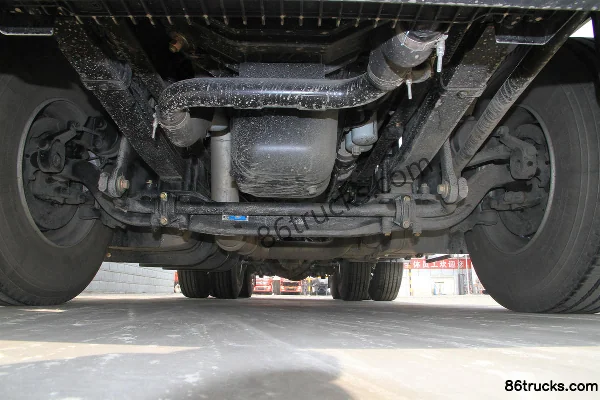 Dongfeng Commercial Vehicle Tianlong Heavy Truck Qihang Edition 480 hp 6X4(10 wheels) Tractor Truck Chassis (1) | 86Trucks