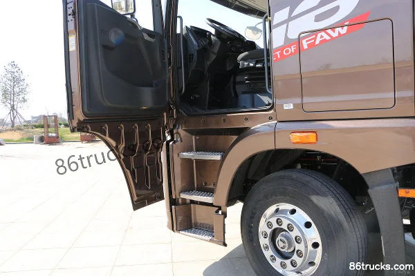 FAW Jiefang Qingdao JH6 poids lourd 500 ch 6X4(10 roues) tracteur routier Cabine (1) | 86Trucks