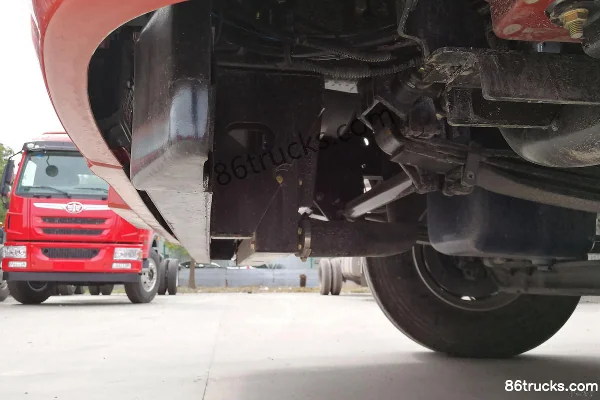 FAW Jiefang Qingdao Tian V Heavy Truck Hazardous Chemical Version 430 hp 6X4(10 wheels) Dangerous Goods Tractor Truck Chassis (3) | 86Trucks