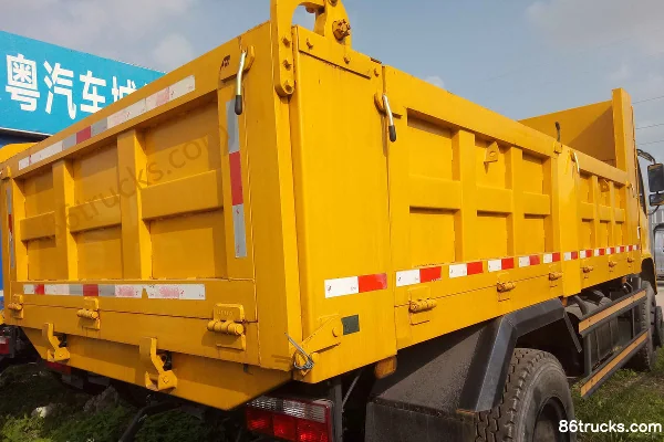 Sichuan Hyundai Ruiyu Light Truck 160hp 4X2(6 wheels) 4.68m Dump Truck Exterior (3) | 86Trucks