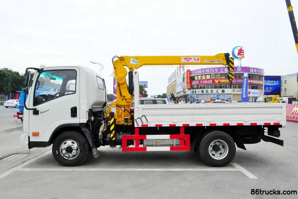 Dayun Aopuli 129hp 4X2(6 wheels) Truck-mounted Crane Exterior (2) | 86Trucks