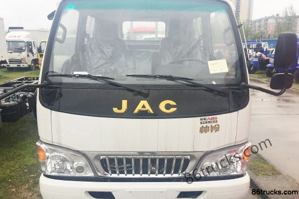 JAC Shuailing K330 120 hp 4X2(6 wheels) 3.2m double-row drop-side light truck Exterior (2) | 86Trucks