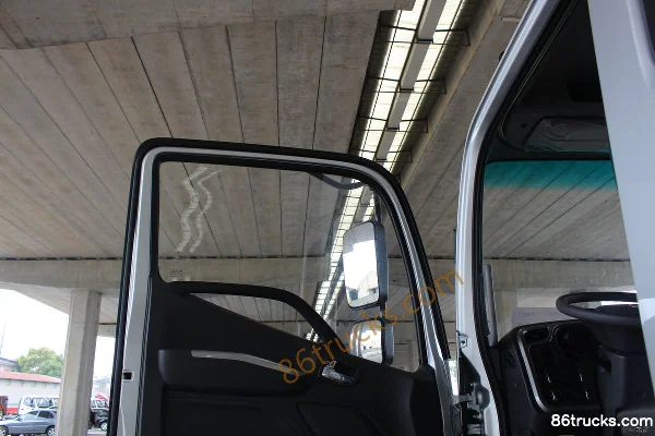 Foton Auman R series 170hp 4X2(6 wheels) 6.8m semi-crew cab flatbed cargo truck (2) | 86Trucks