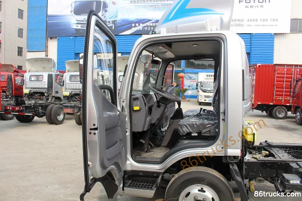 Foton Ollin CTS 131hp 4X2(6 wheels) 4.18m single-row flatbed truck chassis (hydraulic brake) Cab (1) | 86Trucks
