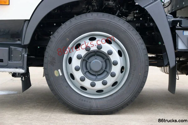 Guangqi HINO 700 Series Heavy Truck 265 hp 4X2(6 wheels) 9.72m Van Cargo Truck Chassis (Flat Roof) (1) | 86Trucks