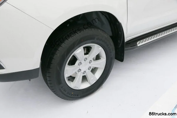 JACT6 2017 2.0T diesel 4x4(6 roues) empattement long double cabine pick-up Châssis (1) | 86Trucks