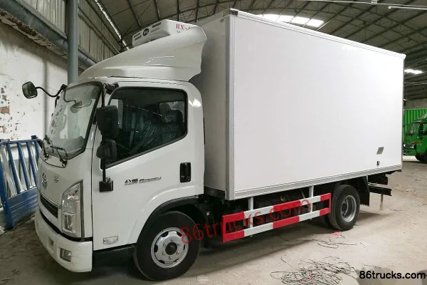FAW Hongta FAW Jiefang Gongshi 120 hp 4X2(6 roues) 4.2m Refrigerated Truck Extérieur (2) | 86Trucks