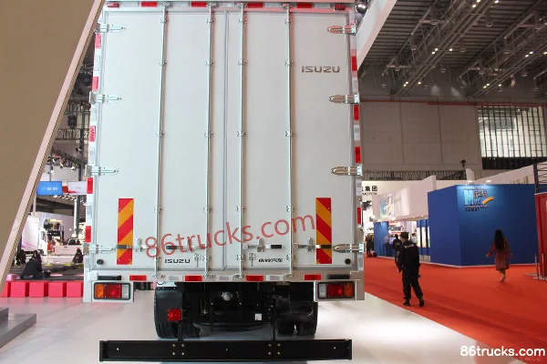 Qingling Isuzu Giga 350 ch 4X2(6 roues) camion porteur fourgon 9,6 m Carrosserie (3) | 86Trucks