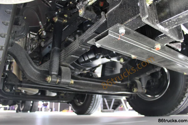 Isuzu Giga 380 hp 8X4(12 wheels) 9.6m refrigerated truck Chassis (1) | 86Trucks