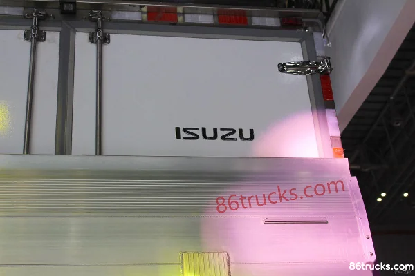 Isuzu Giga 380 hp 8X4(12 wheels) 9.6m refrigerated truck Body (2) | 86Trucks